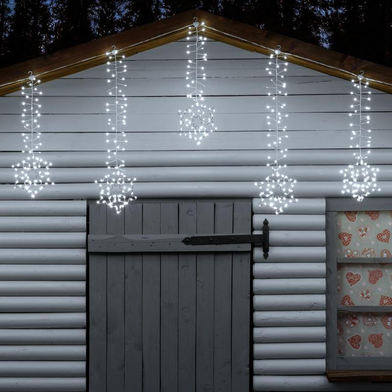 Icicle Lights | 3,2 x h 0.8m, 728 White Mico Leds Icicle Lights with 8 Snowflakes, Silver Wire, Connectable Curtain & Net Lights Icicle Lights